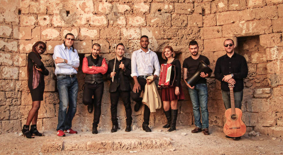 Salar Hamzei – Guitar, Salar Hamzei – Guitar, Yasaman Behshad – Vocal, Babak Mahbaei – Electric Guitar, Behzad Heidarshenas – Flut and Ehsan Shafiee – Percussion