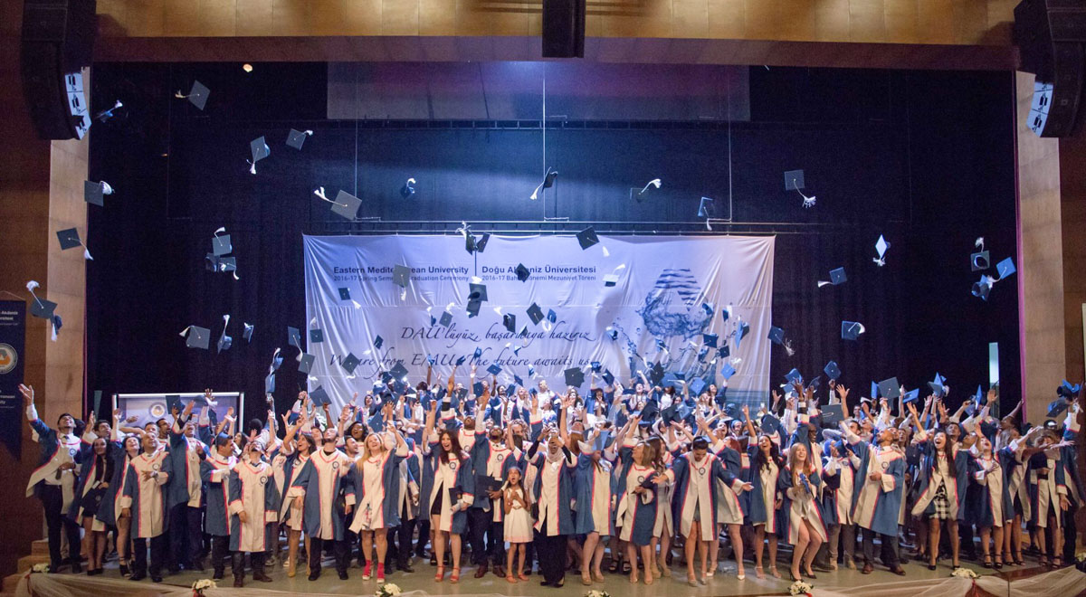 Lisansüstü Mezuniyet Töreninde 260 Civarında Yüksek Lisans ve Doktora Mezunu