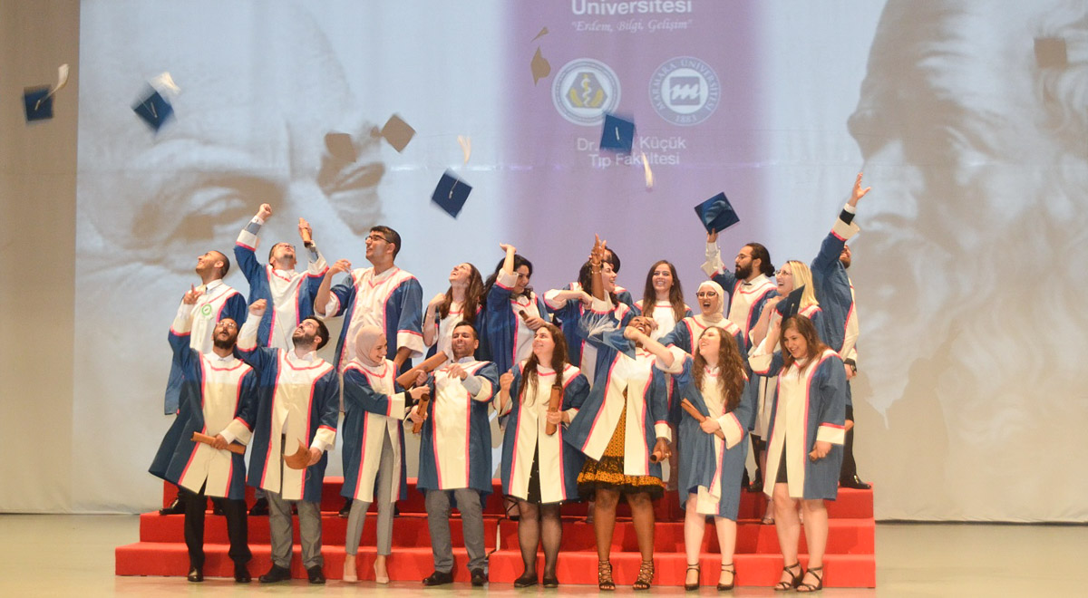 “Hippocratic Oath Ceremony” for First Graduates