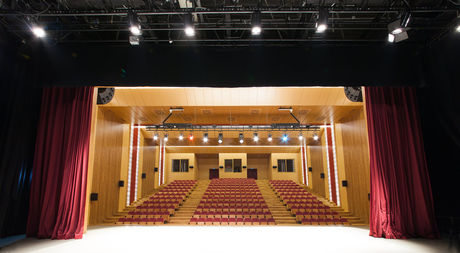 Küçük Tiyatro ve Gösteri Salonu